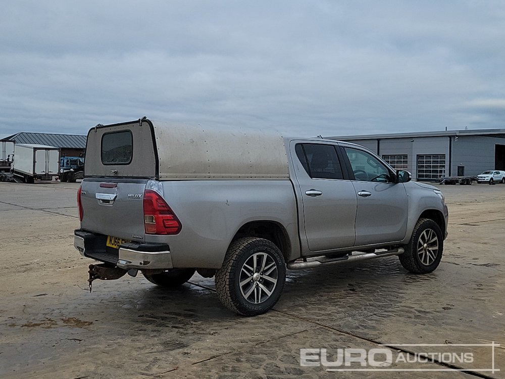 2016 Toyota Hilux Invincible - Pickup truck: picture 5 2016 Toyota Hilux Invincible - Pickup truck: picture 5