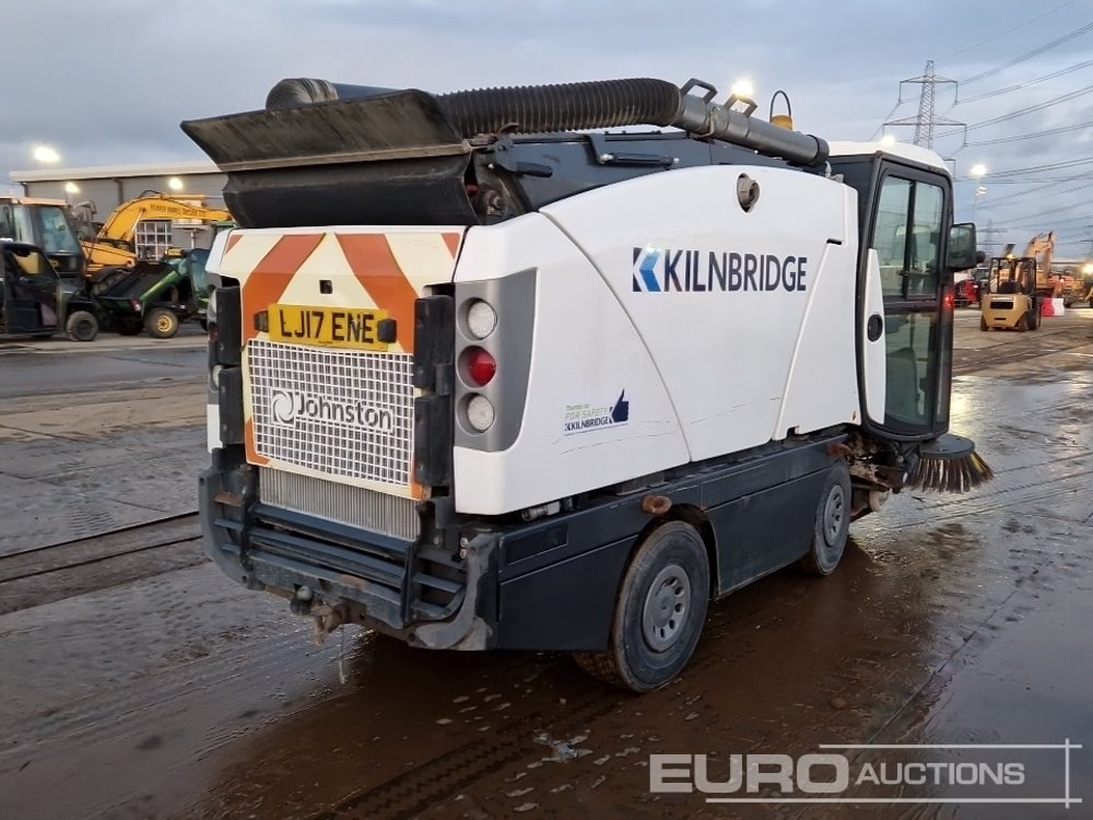 2017 Johnston 4x2 Road Sweeper, Reverse Camera, Automatic Gearbox - Road sweeper: picture 5 2017 Johnston 4x2 Road Sweeper, Reverse Camera, Automatic Gearbox - Road sweeper: picture 5