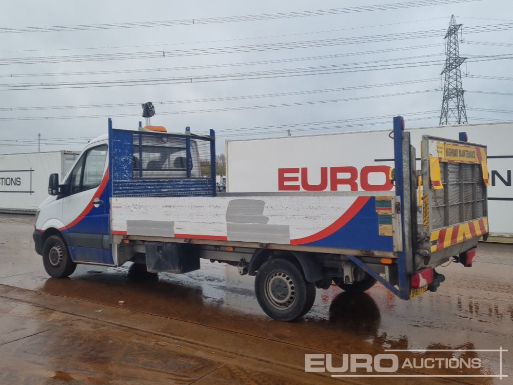 2017 Mercedes Spinter 314 CDI - Flatbed van: picture 3 2017 Mercedes Spinter 314 CDI - Flatbed van: picture 3