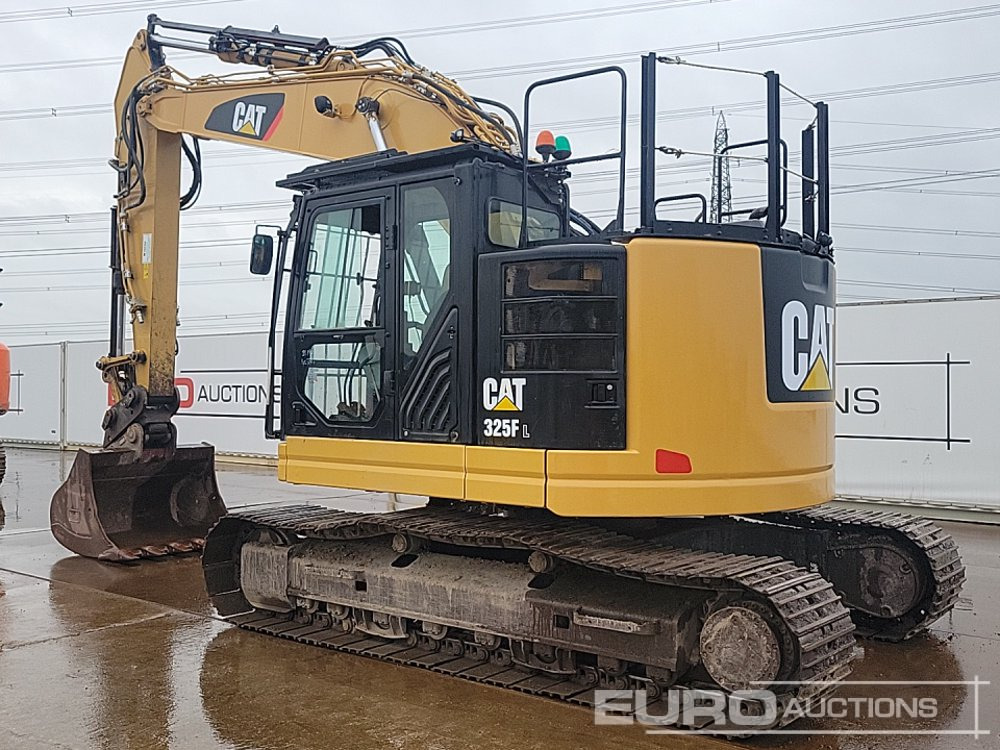 2018 CAT 325FLCR - Crawler excavator: picture 3 2018 CAT 325FLCR - Crawler excavator: picture 3
