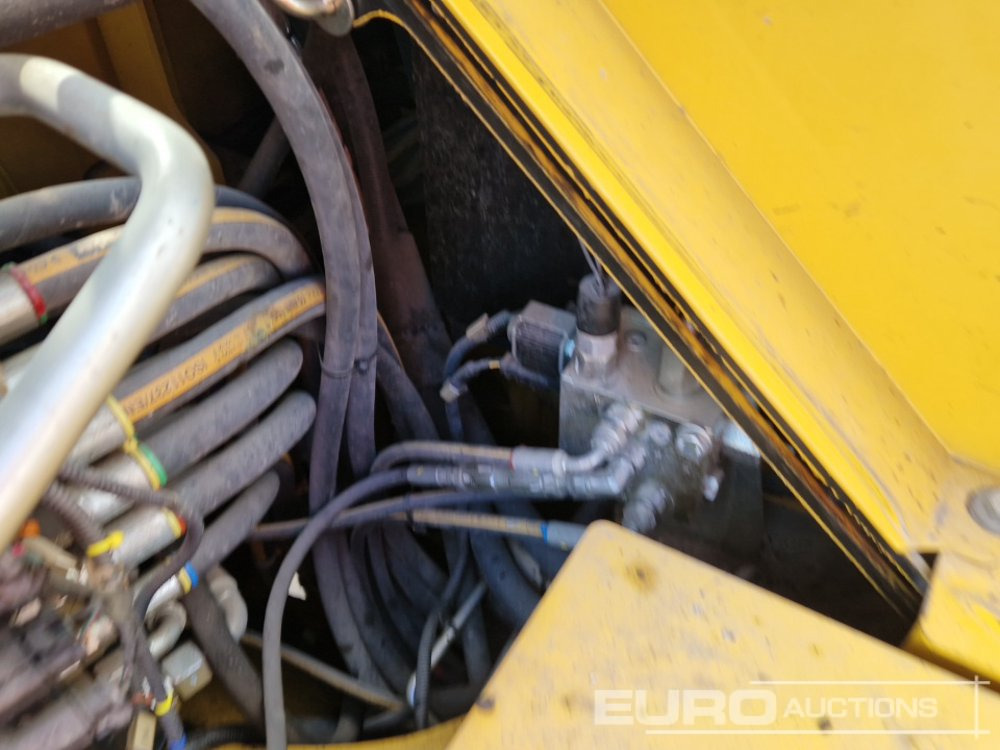 Mini excavator 2019 Komatsu PC80MR-5: picture 37