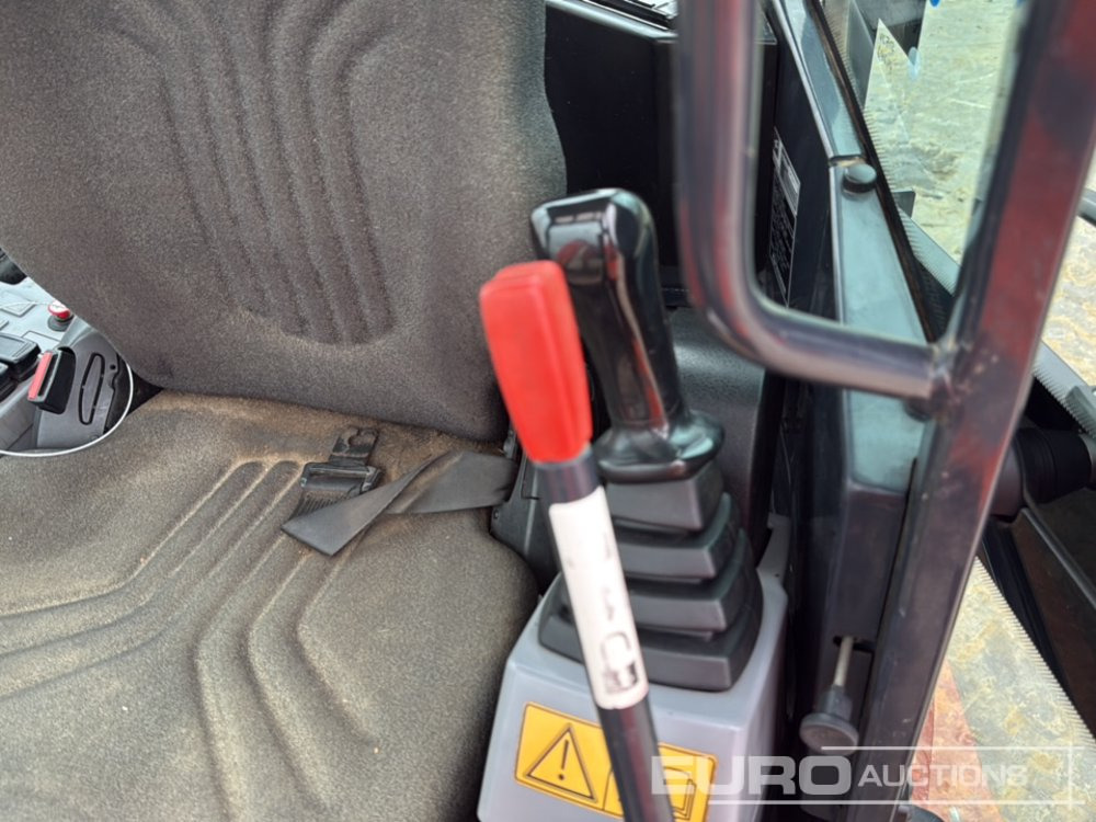 Mini excavator 2019 Kubota U27-4: picture 35