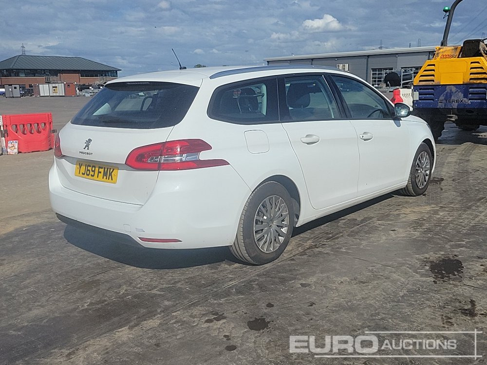 2019 Peugeot 308 - Car: picture 5 2019 Peugeot 308 - Car: picture 5