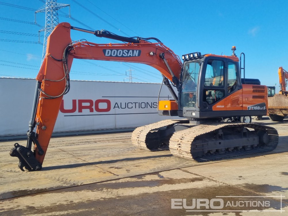 2020 Doosan DX160LC-5 - Crawler excavator: picture 1 2020 Doosan DX160LC-5 - Crawler excavator: picture 1