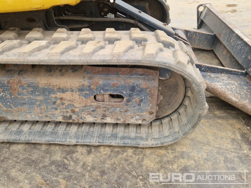 Mini excavator 2020 Komatsu PC26MR-3: picture 15