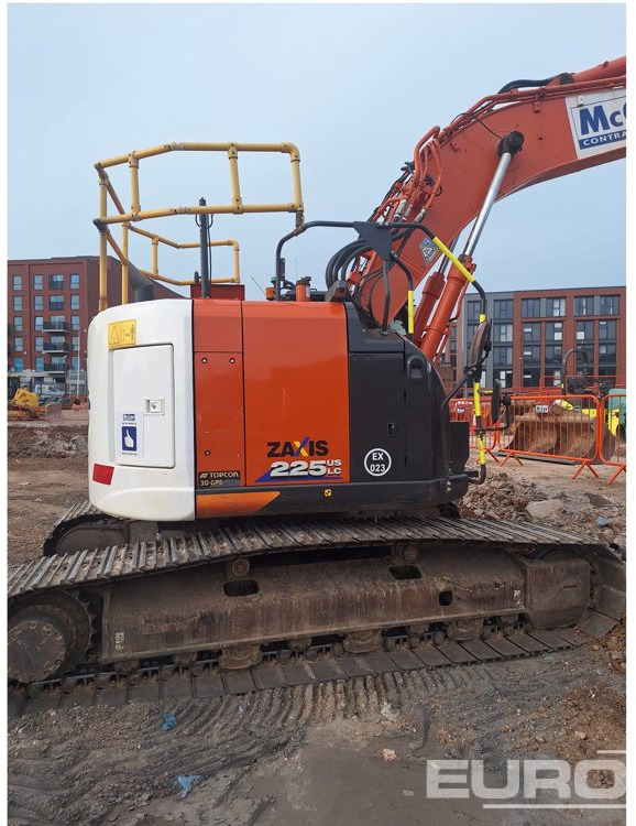 2021 Hitachi ZX225USLC-6 - Crawler excavator: picture 3 2021 Hitachi ZX225USLC-6 - Crawler excavator: picture 3