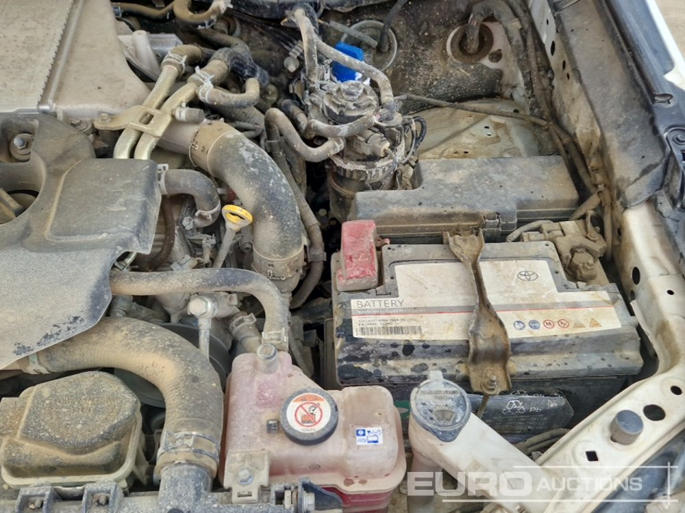 Pickup truck 2021 Toyota Hilux Icon: picture 18