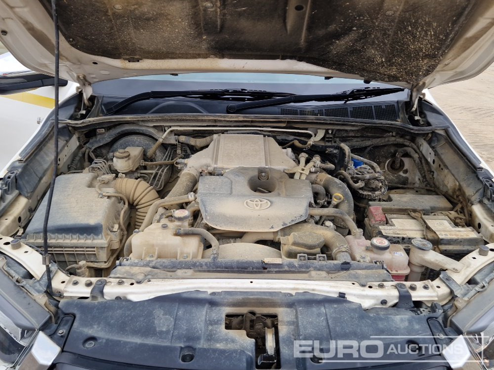 Pickup truck 2021 Toyota Hilux Icon: picture 13