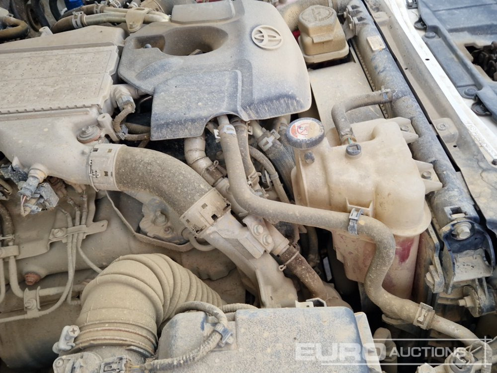 Pickup truck 2021 Toyota Hilux Icon: picture 17