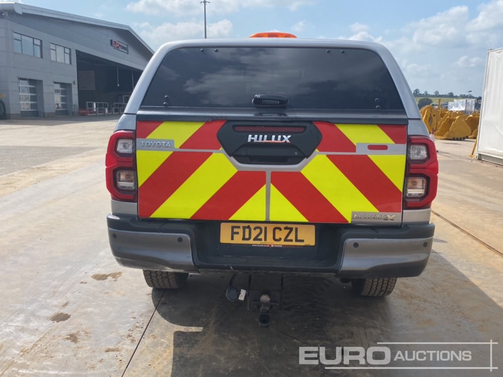 2021 Toyota Hilux Invincible X - Pickup truck: picture 4 2021 Toyota Hilux Invincible X - Pickup truck: picture 4