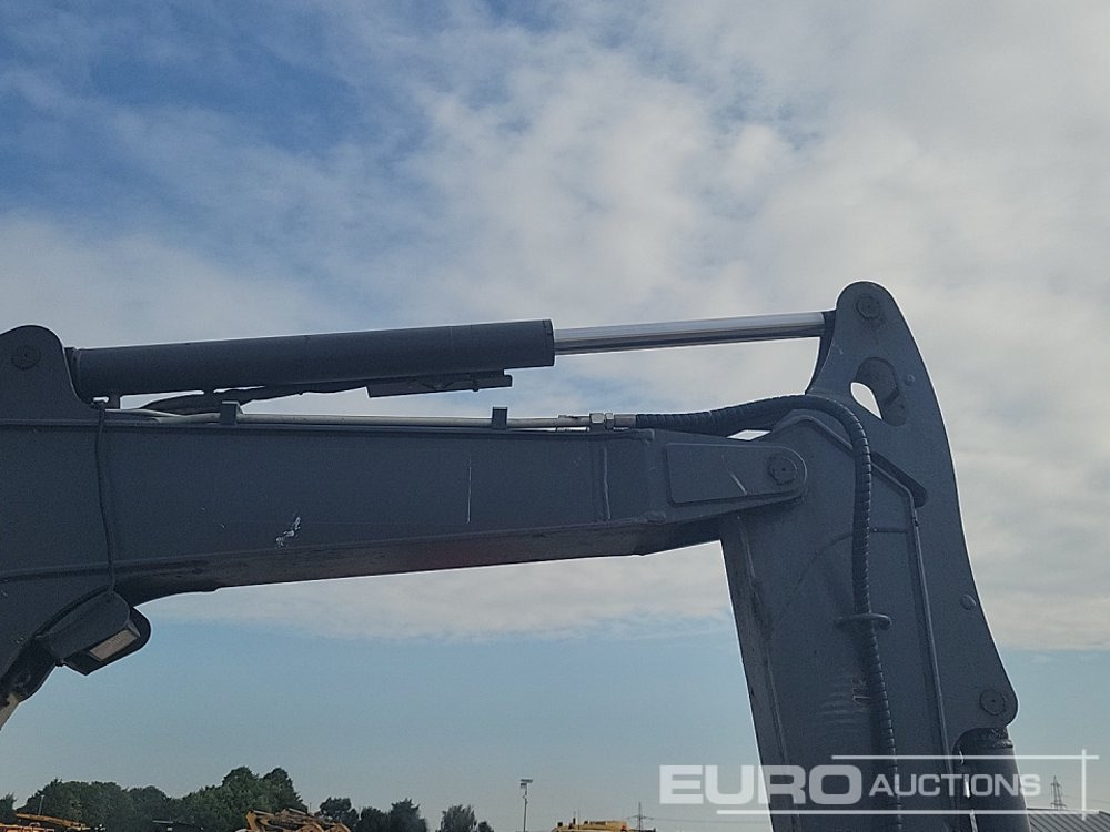 Mini excavator 2021 Volvo ECR58F: picture 18