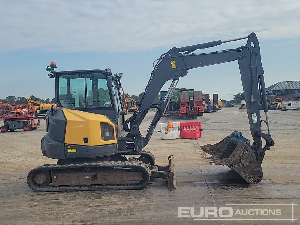 Mini excavator 2021 Volvo ECR58F: picture 6