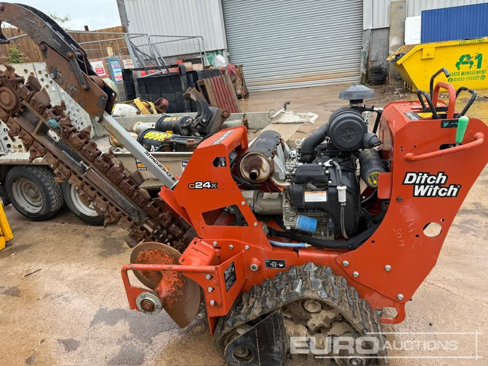 2022 Ditch Witch C24X - Trencher: picture 1 2022 Ditch Witch C24X - Trencher: picture 1