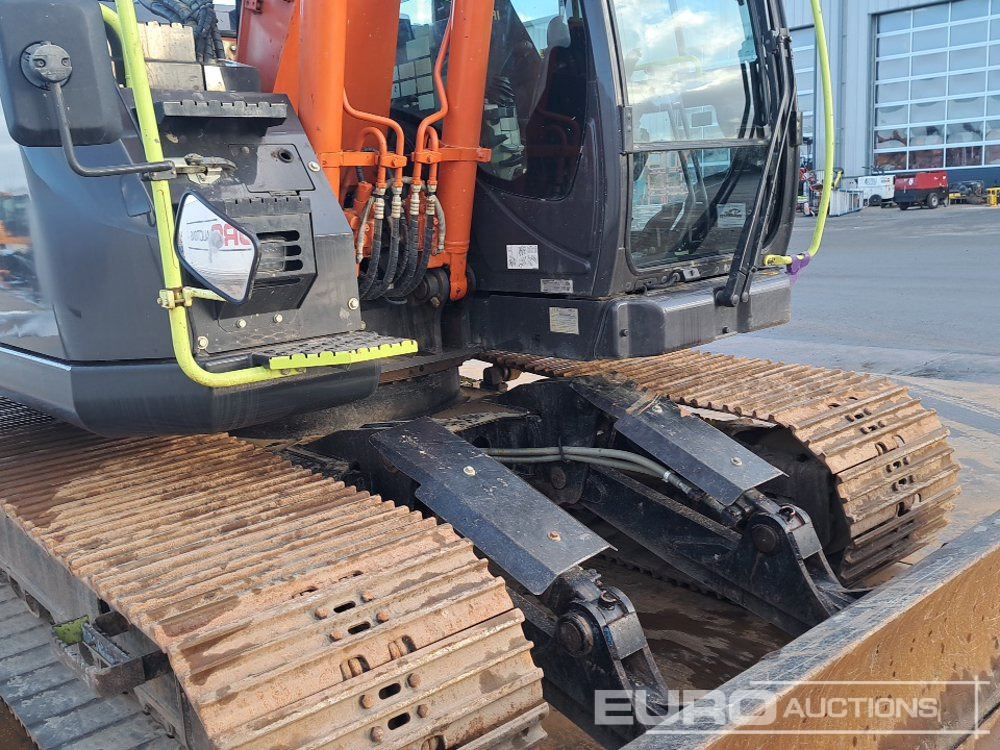 Crawler excavator 2022 Hitachi ZX135USBL-7: picture 25 Crawler excavator 2022 Hitachi ZX135USBL-7: picture 25