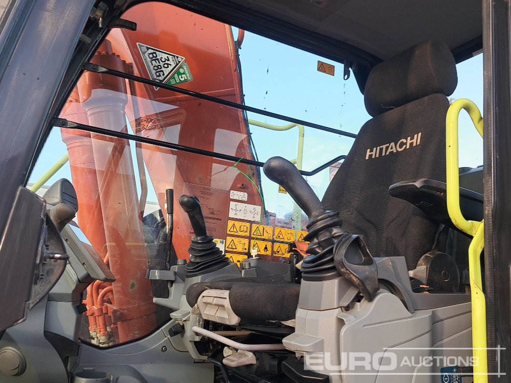 Crawler excavator 2022 Hitachi ZX135USBL-7: picture 13 Crawler excavator 2022 Hitachi ZX135USBL-7: picture 13