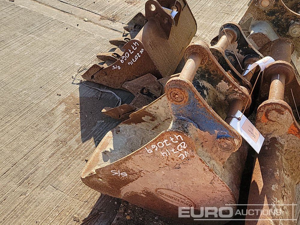 Bucket 36", 24", 18", 12", 10" Digging Bucket 30-40mm Pin to suit Mini Excavator: picture 22