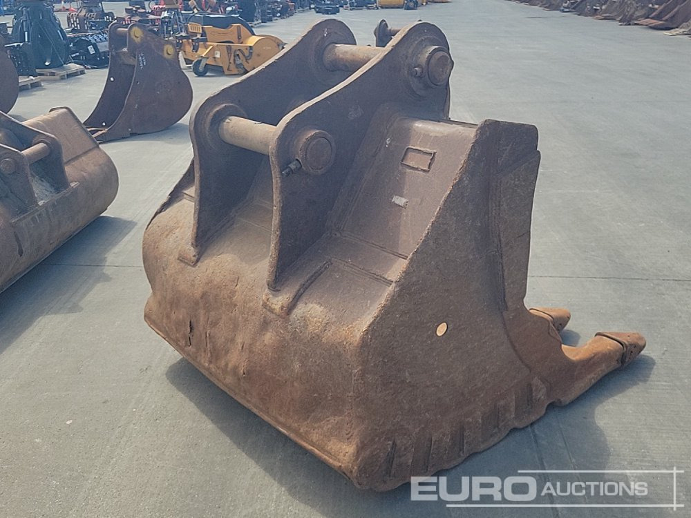 60" Digging Bucket 100mm Pin to suit 40 Ton Excavator - Bucket: picture 5 60" Digging Bucket 100mm Pin to suit 40 Ton Excavator - Bucket: picture 5