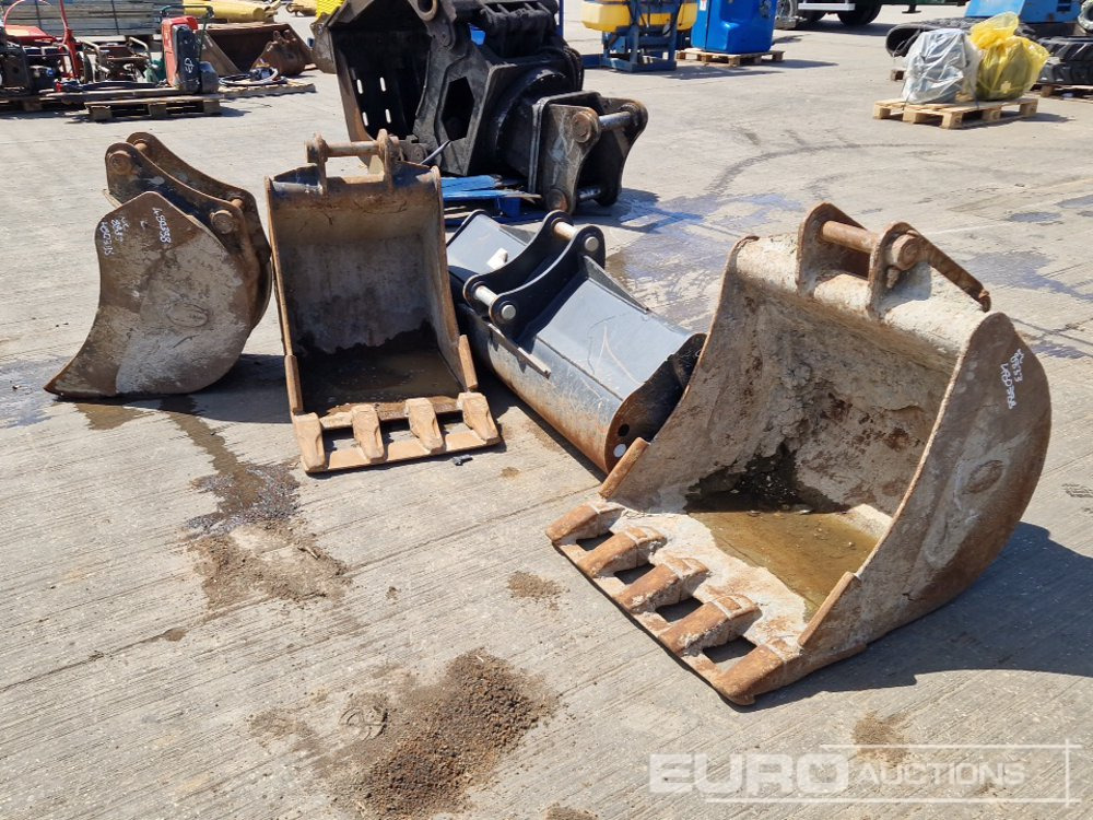60" Ditching, 30", 24", 18" Digging Bucket 45mm Pin to suit 4-6 Ton Excavator - Bucket: picture 1 60" Ditching, 30", 24", 18" Digging Bucket 45mm Pin to suit 4-6 Ton Excavator - Bucket: picture 1