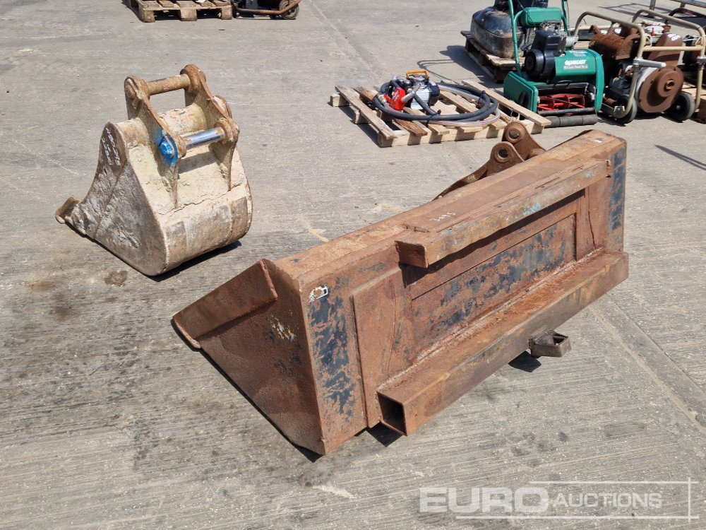 60" Loading Bucket to suit Skidsteer Loader, 18", 18" Digging Bucket 40-45mm Pin to suit Mini-6 Ton Excavator - Bucket: picture 3 60" Loading Bucket to suit Skidsteer Loader, 18", 18" Digging Bucket 40-45mm Pin to suit Mini-6 Ton Excavator - Bucket: picture 3
