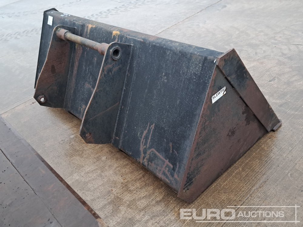 86" Slewtec Loading Bucket to suit Manitou Telehandler - Bucket: picture 3 86" Slewtec Loading Bucket to suit Manitou Telehandler - Bucket: picture 3