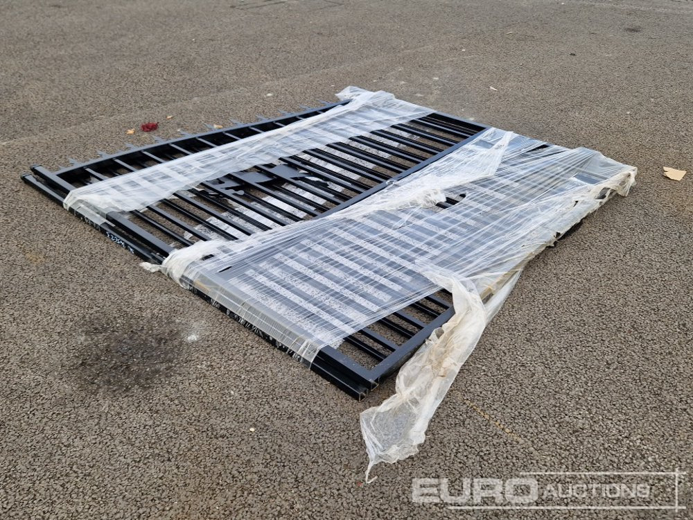 Agricultural machinery Unused 14' Driveway Gates: picture 8