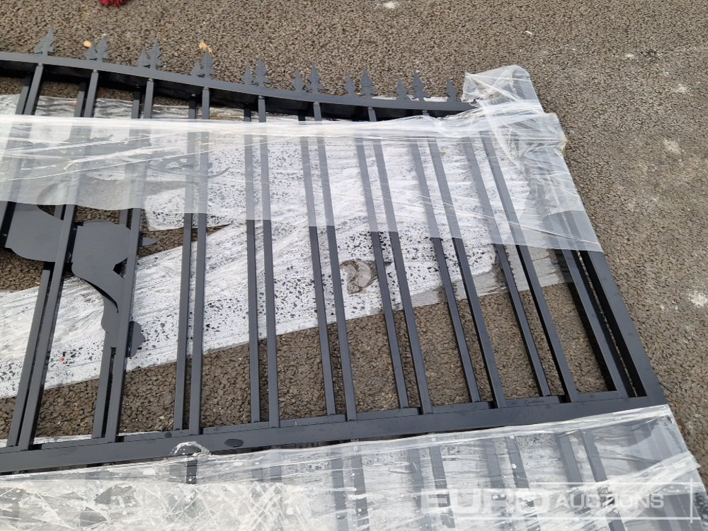 Agricultural machinery Unused 14' Driveway Gates: picture 11