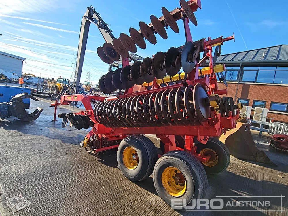 Vaderstad 650 - Agricultural machinery: picture 3 Vaderstad 650 - Agricultural machinery: picture 3