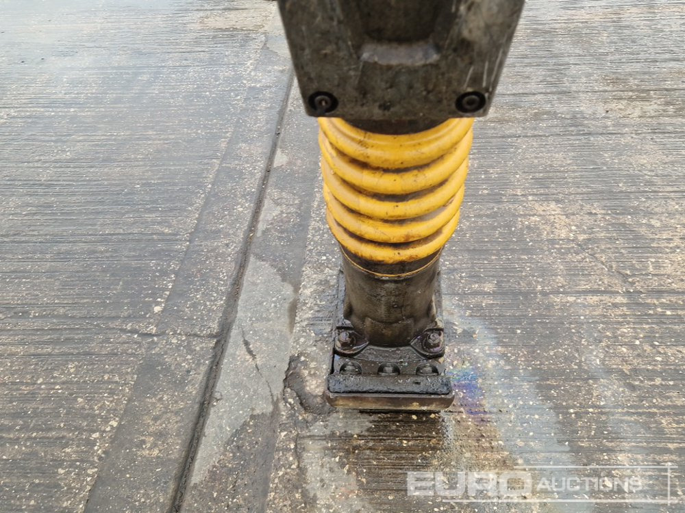 Asphalt machine Bomag Petrol Trench Compactor, Honda Engine: picture 9