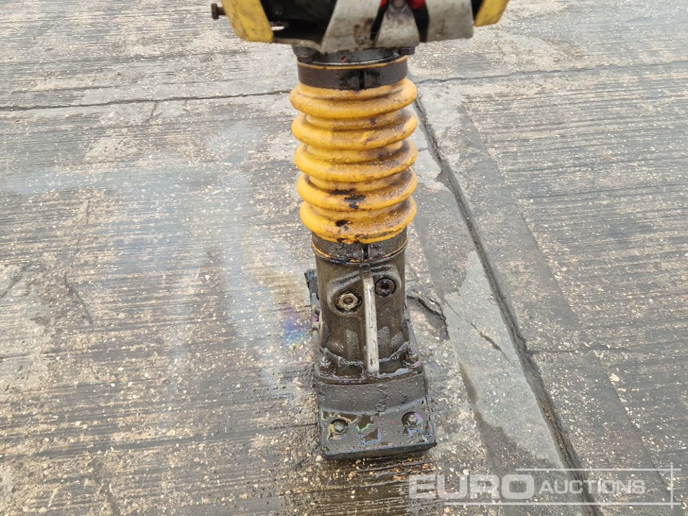 Asphalt machine Bomag Petrol Trench Compactor, Honda Engine: picture 10