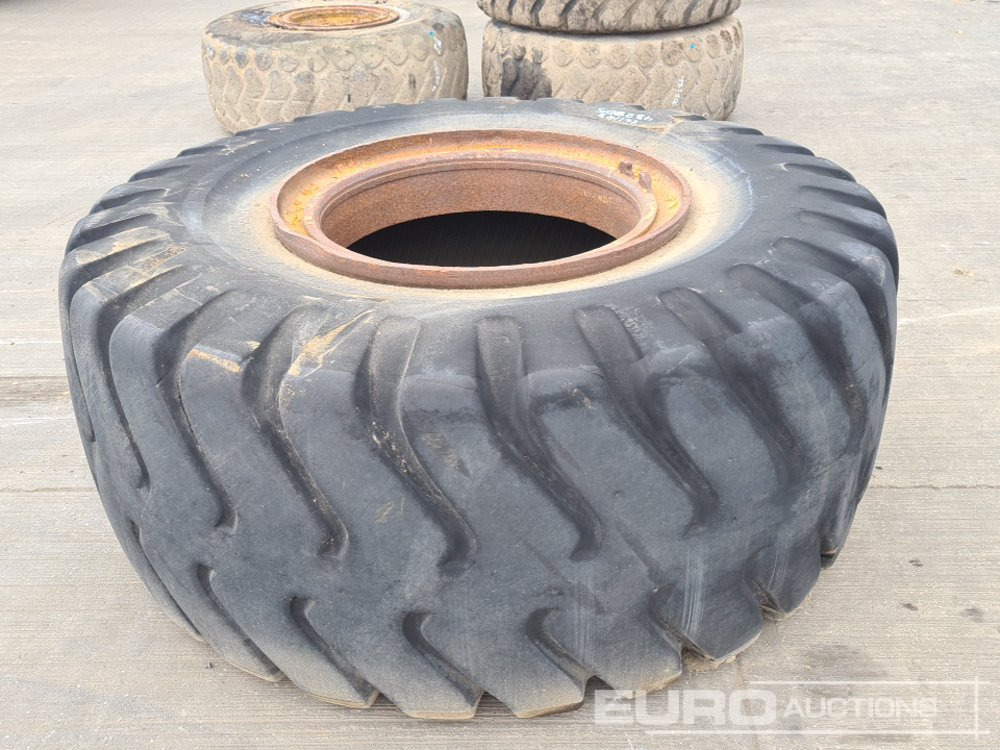 Bridgestone 33.5-33 Tyre - Tire: picture 4 Bridgestone 33.5-33 Tyre - Tire: picture 4