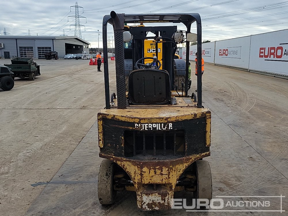 CAT V40D - Forklift: picture 4 CAT V40D - Forklift: picture 4