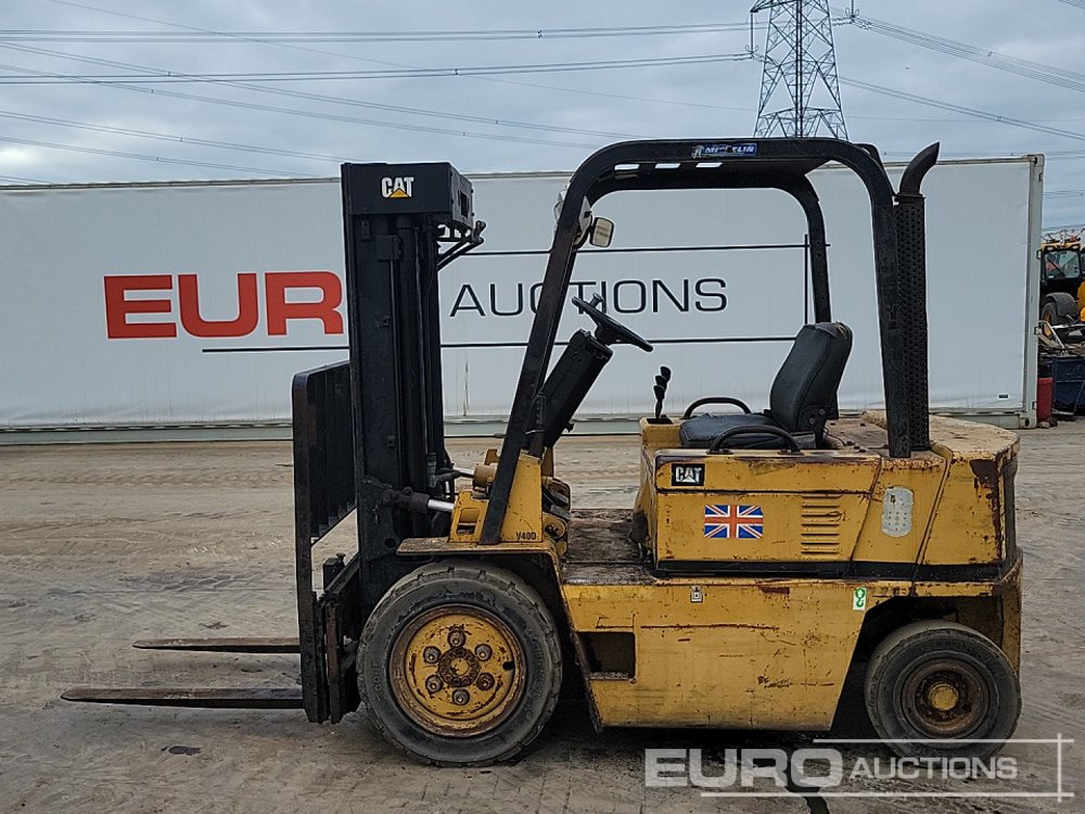 CAT V40D - Forklift: picture 2 CAT V40D - Forklift: picture 2