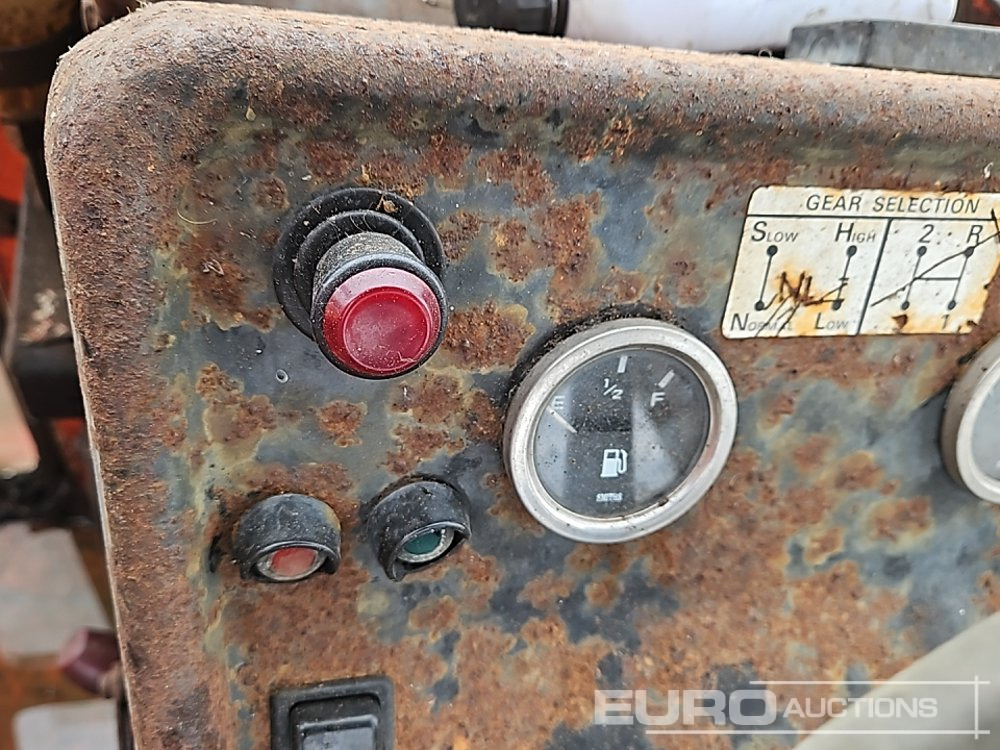 Farm tractor David Brown 996: picture 40