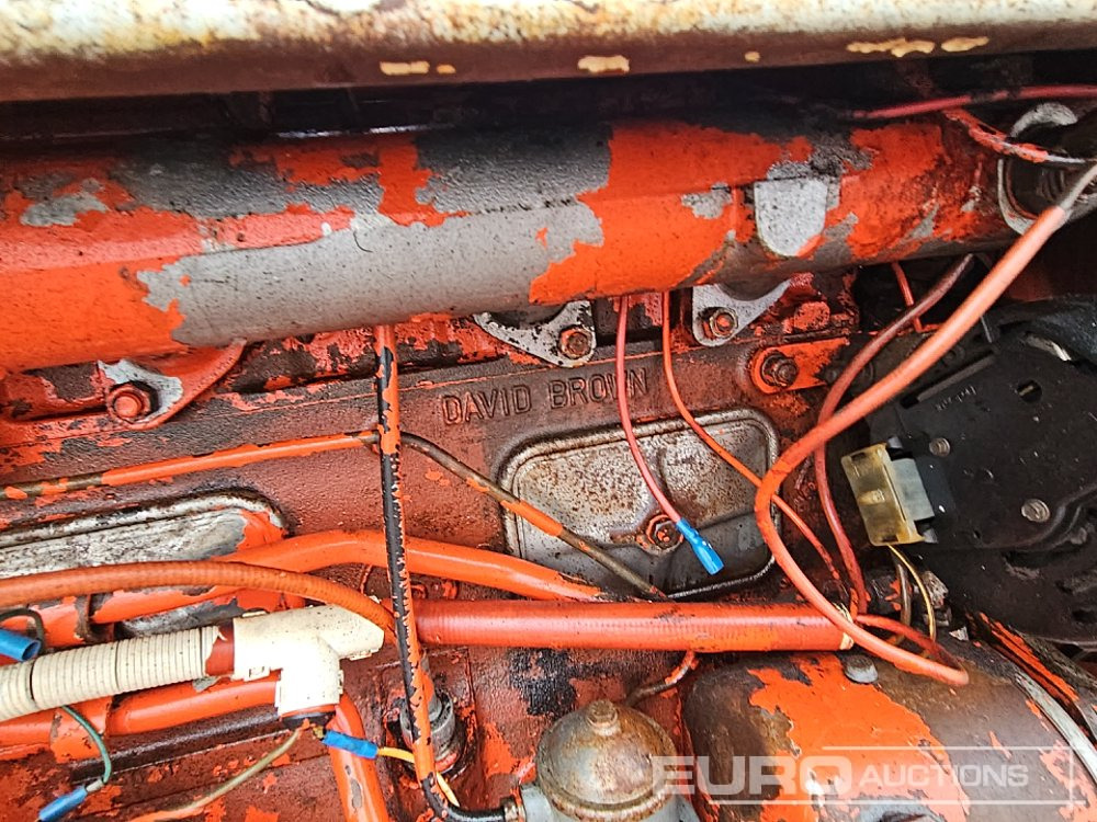 Farm tractor David Brown 996: picture 28