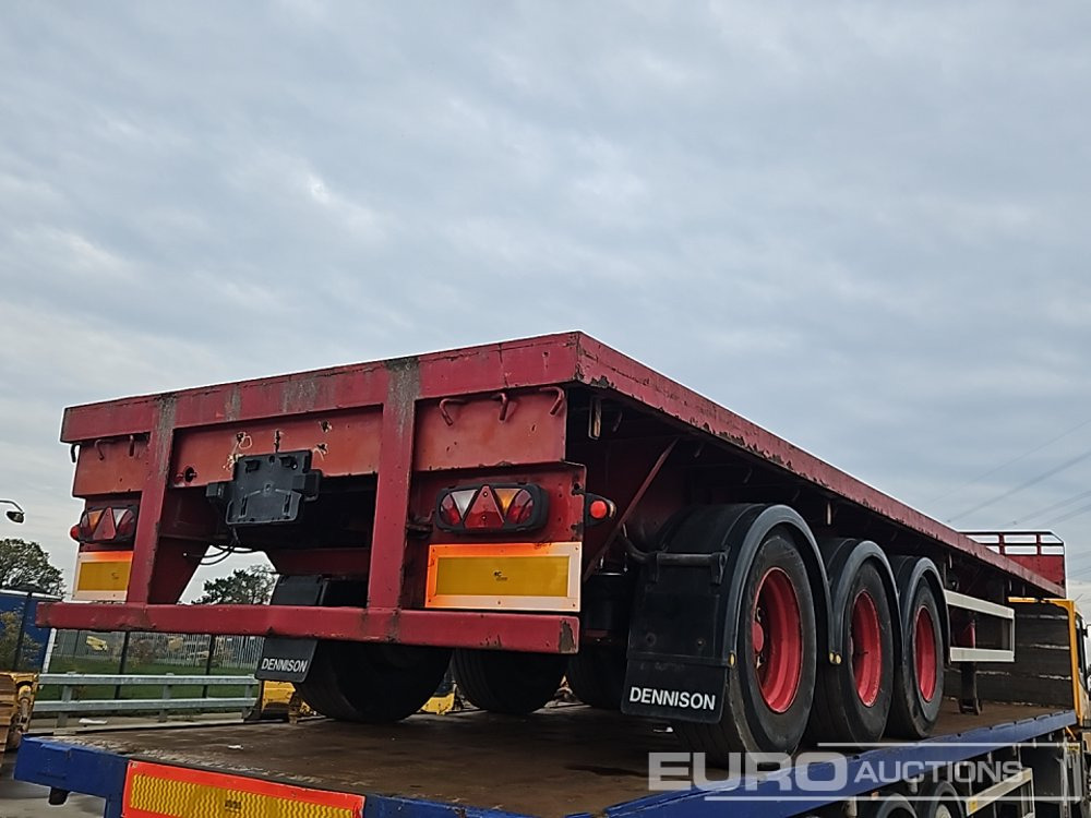 Dennison Trailers Tri Axle Extendable Flat Bed Trailer - Dropside/ Flatbed semi-trailer: picture 5 Dennison Trailers Tri Axle Extendable Flat Bed Trailer - Dropside/ Flatbed semi-trailer: picture 5
