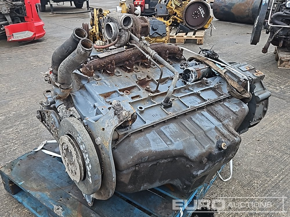 Deutz 6 Cylinder Engine - Engine: picture 3 Deutz 6 Cylinder Engine - Engine: picture 3