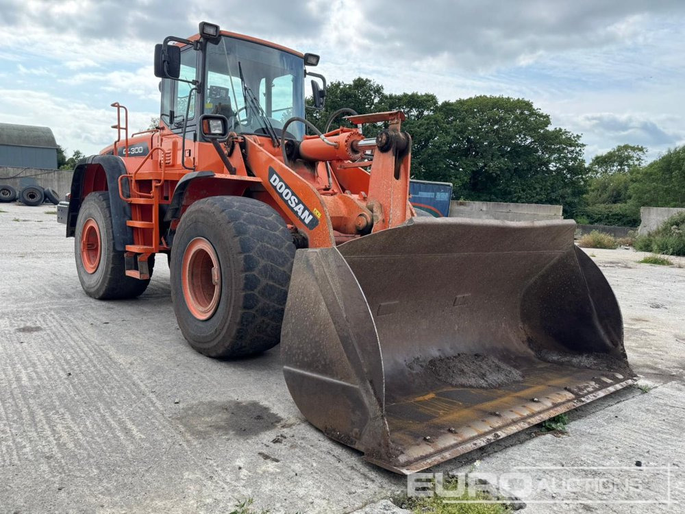 Doosan DL300 - Wheel loader: picture 3 Doosan DL300 - Wheel loader: picture 3