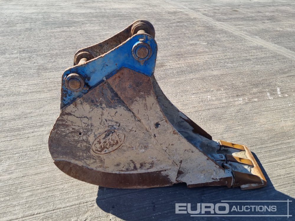 Bucket Geith 18" Digging Bucket 65mm Pin to suit 13 Ton Excavator: picture 6