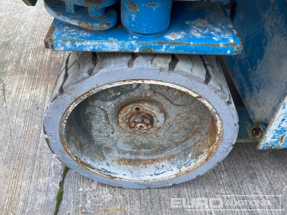 Genie GS-3246 - Aerial platform: picture 5 Genie GS-3246 - Aerial platform: picture 5