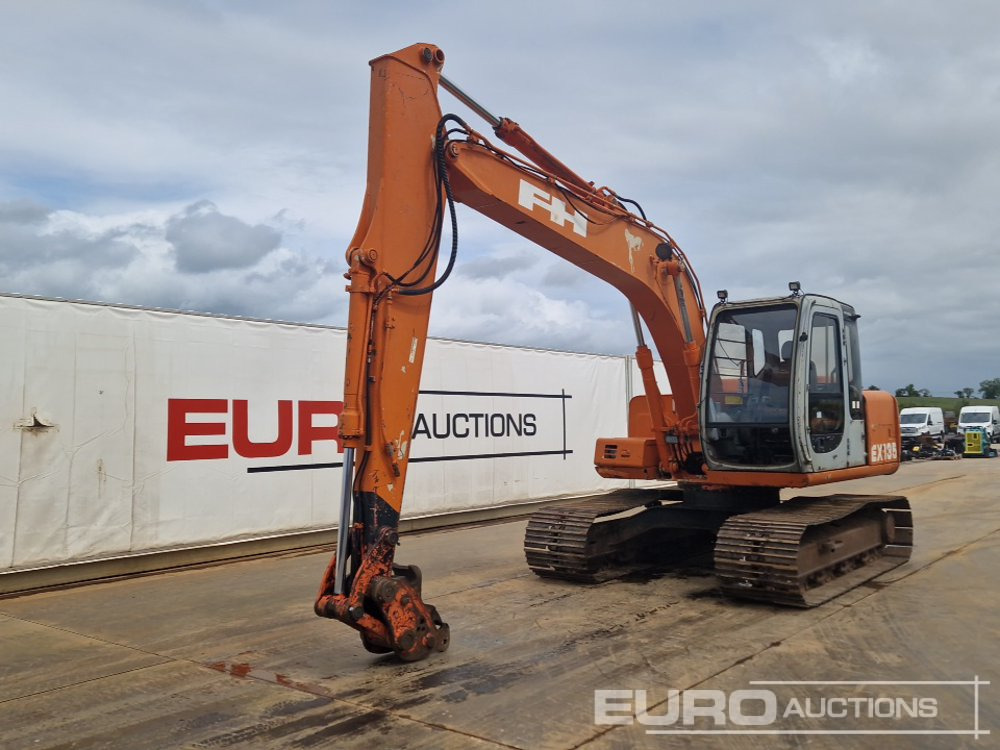Hitachi EX135 - Crawler excavator: picture 1 Hitachi EX135 - Crawler excavator: picture 1