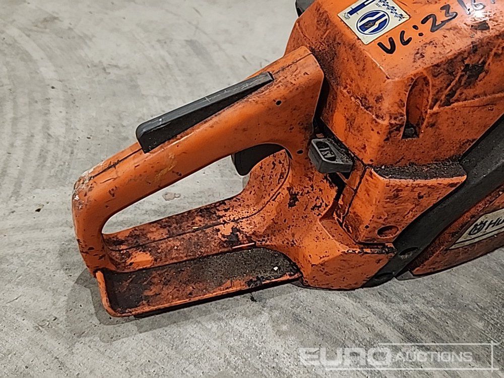 Workshop equipment Husqvarna Petrol Chansaw: picture 12