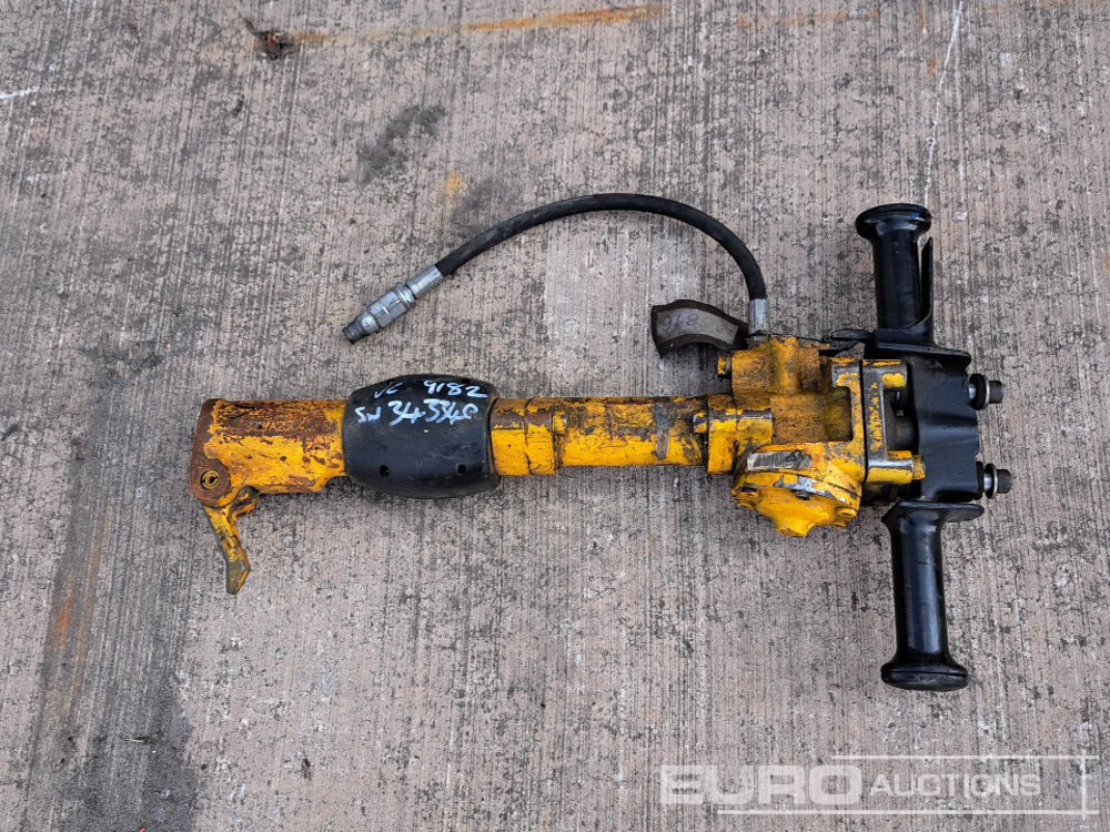 Hydraulic Breaker to suit Power Pack - Construction equipment: picture 2 Hydraulic Breaker to suit Power Pack - Construction equipment: picture 2