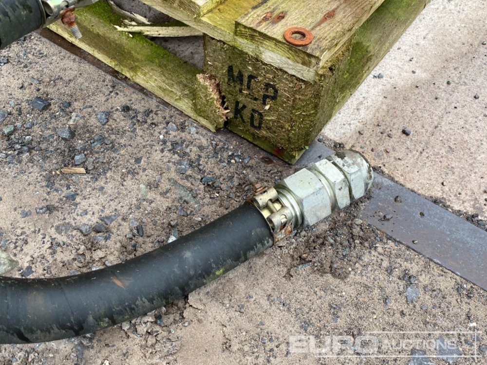 Construction equipment Hydraulic & Fuel Tank (2 of): picture 11