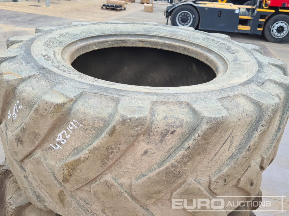 Tire JCB 15.5-25 Tyre (6 of), Alliance 15.5-25 Tyre (2 of), 405/70 R20 Tyre (2 of): picture 9