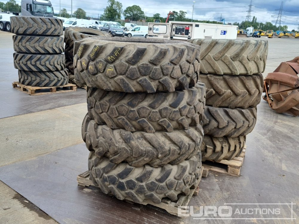 JCB 15.5-25 Tyre (6 of), Alliance 15.5-25 Tyre (2 of), 405/70 R20 Tyre (2 of) - Tire: picture 3 JCB 15.5-25 Tyre (6 of), Alliance 15.5-25 Tyre (2 of), 405/70 R20 Tyre (2 of) - Tire: picture 3