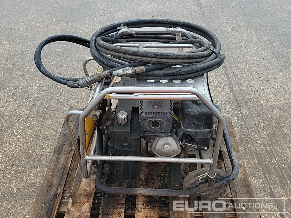 JCB Beaver - Asphalt machine: picture 2 JCB Beaver - Asphalt machine: picture 2