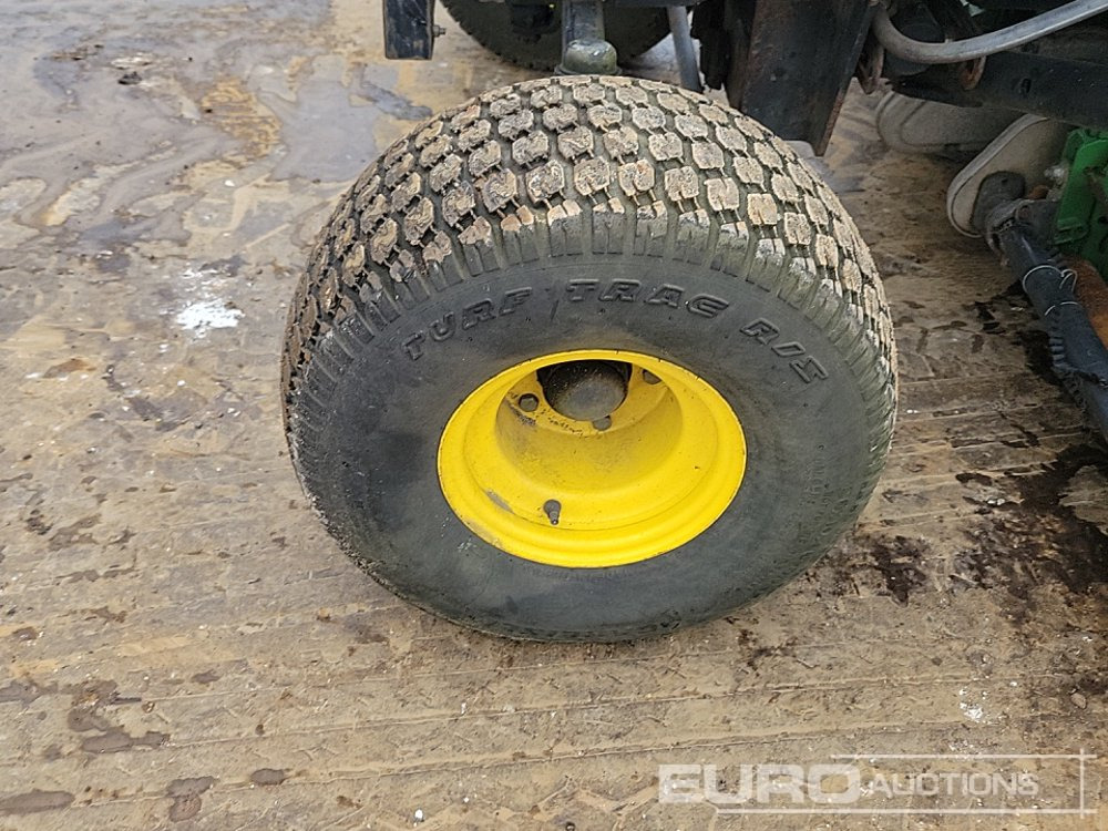 Garden mower John Deere 3225C: picture 11