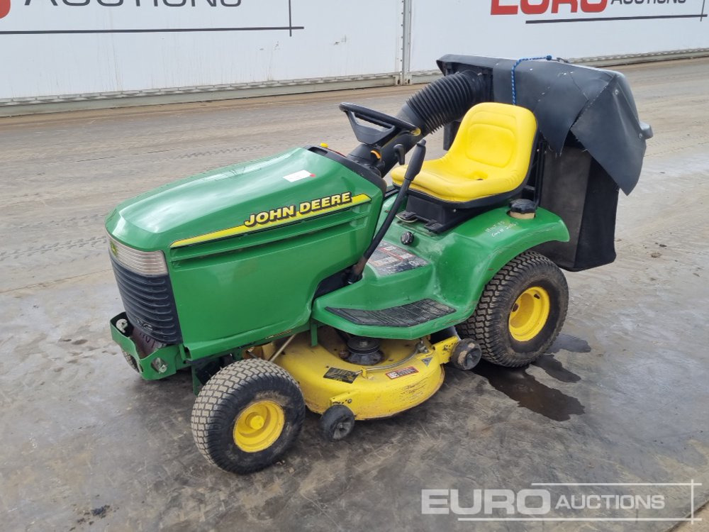 John Deere LX279 - Garden mower: picture 1 John Deere LX279 - Garden mower: picture 1