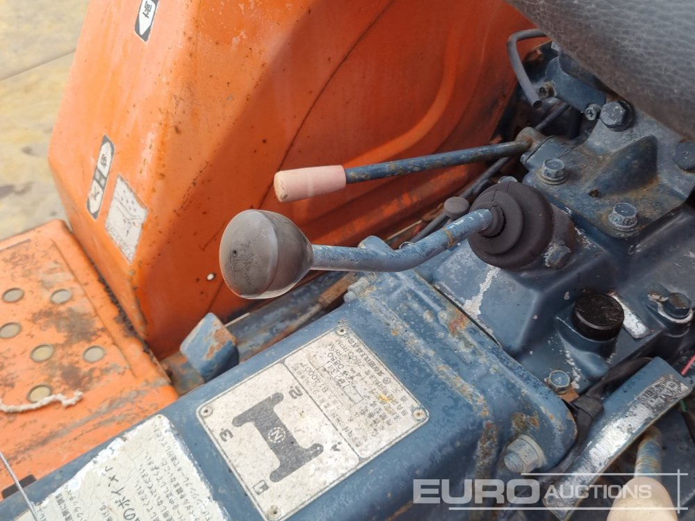 Compact tractor Kubota B1400: picture 24