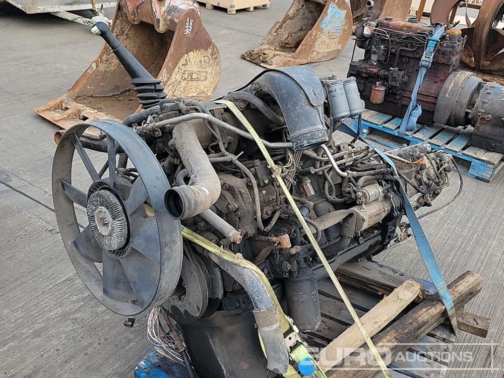 MAN 6 Cylinder Engine, Gearbox - Engine: picture 1 MAN 6 Cylinder Engine, Gearbox - Engine: picture 1
